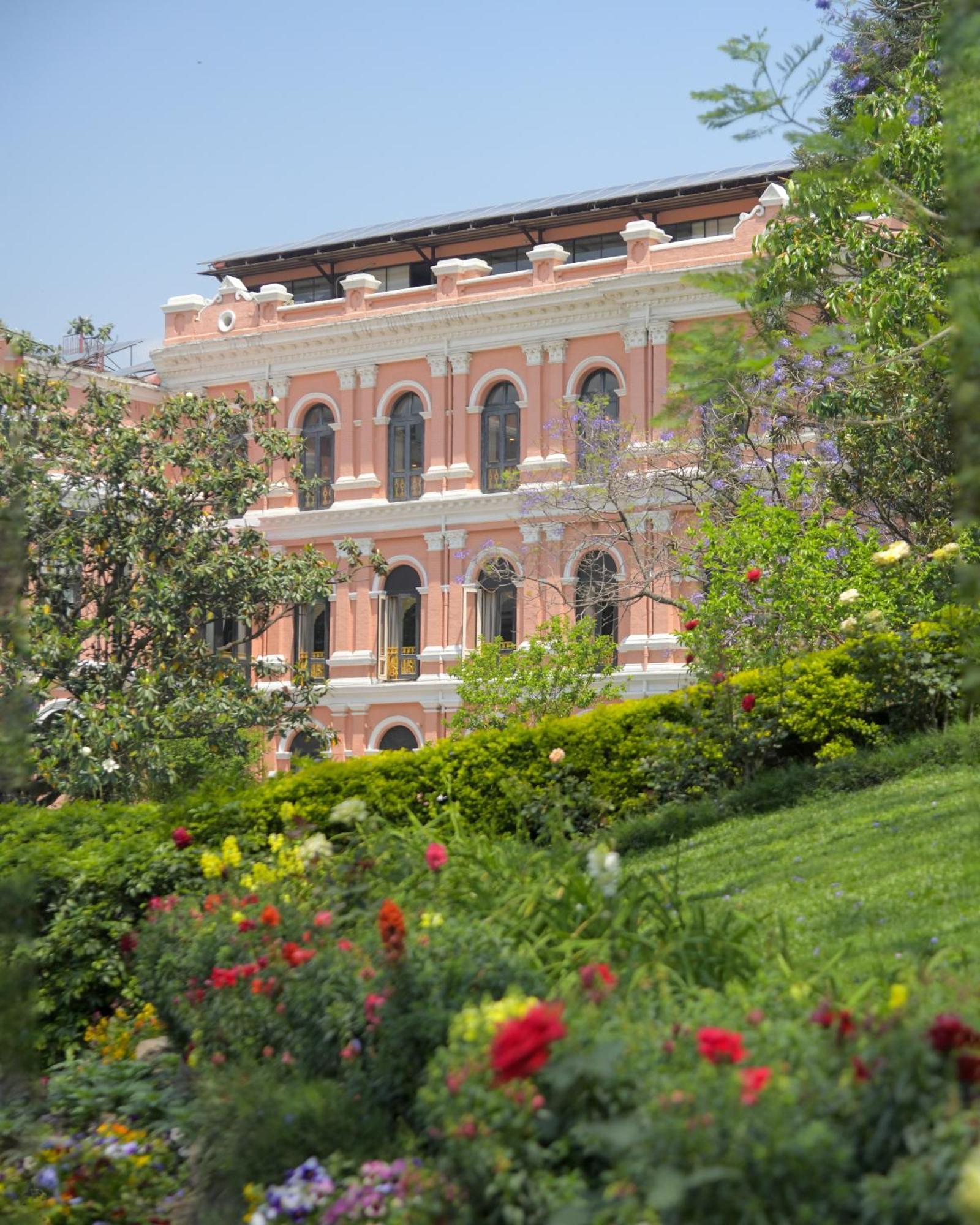 Hotel Yak & Yeti Kathmandu Buitenkant foto